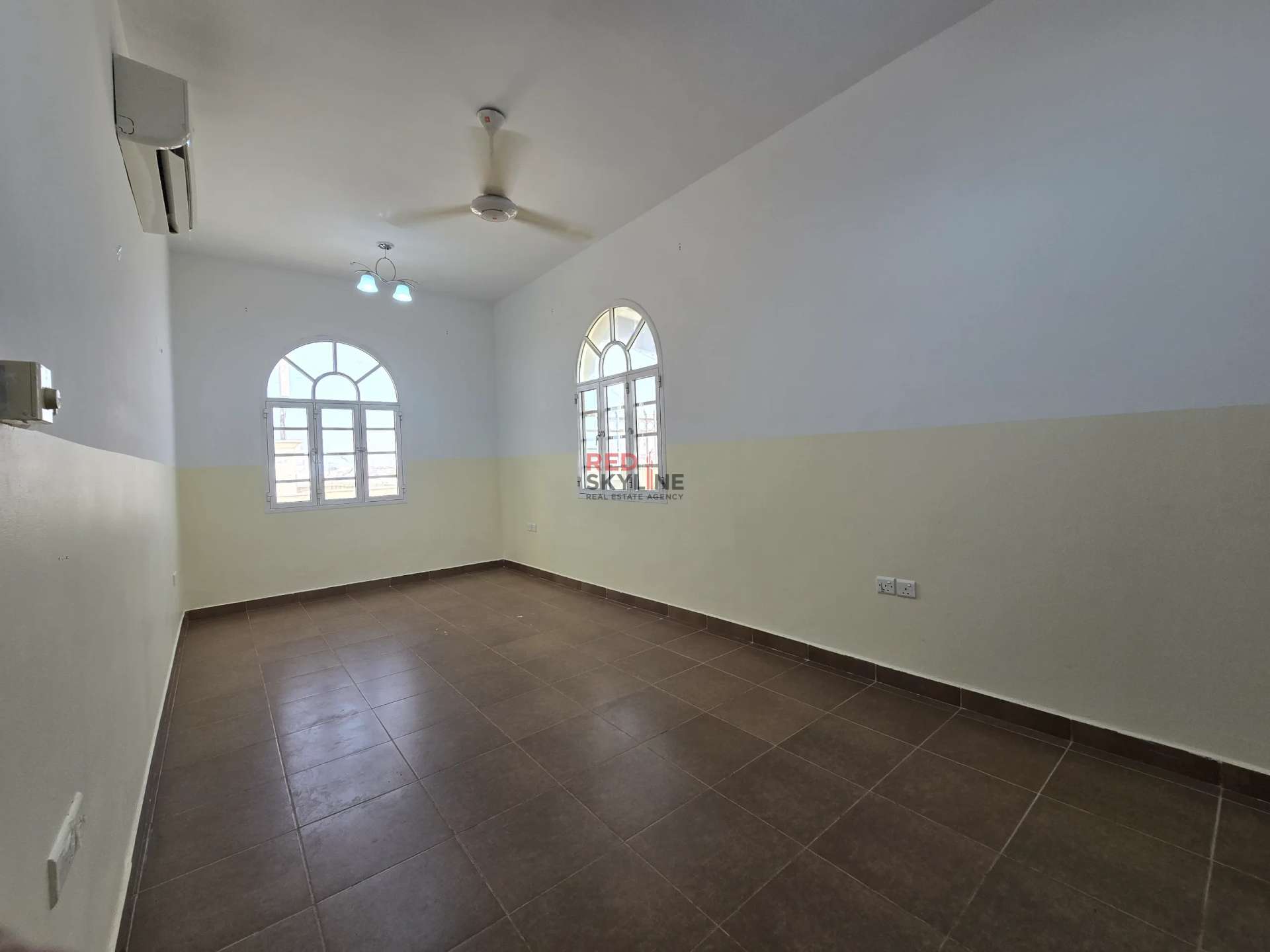 Penthouse in Mawaleh South - Thumbnail 5