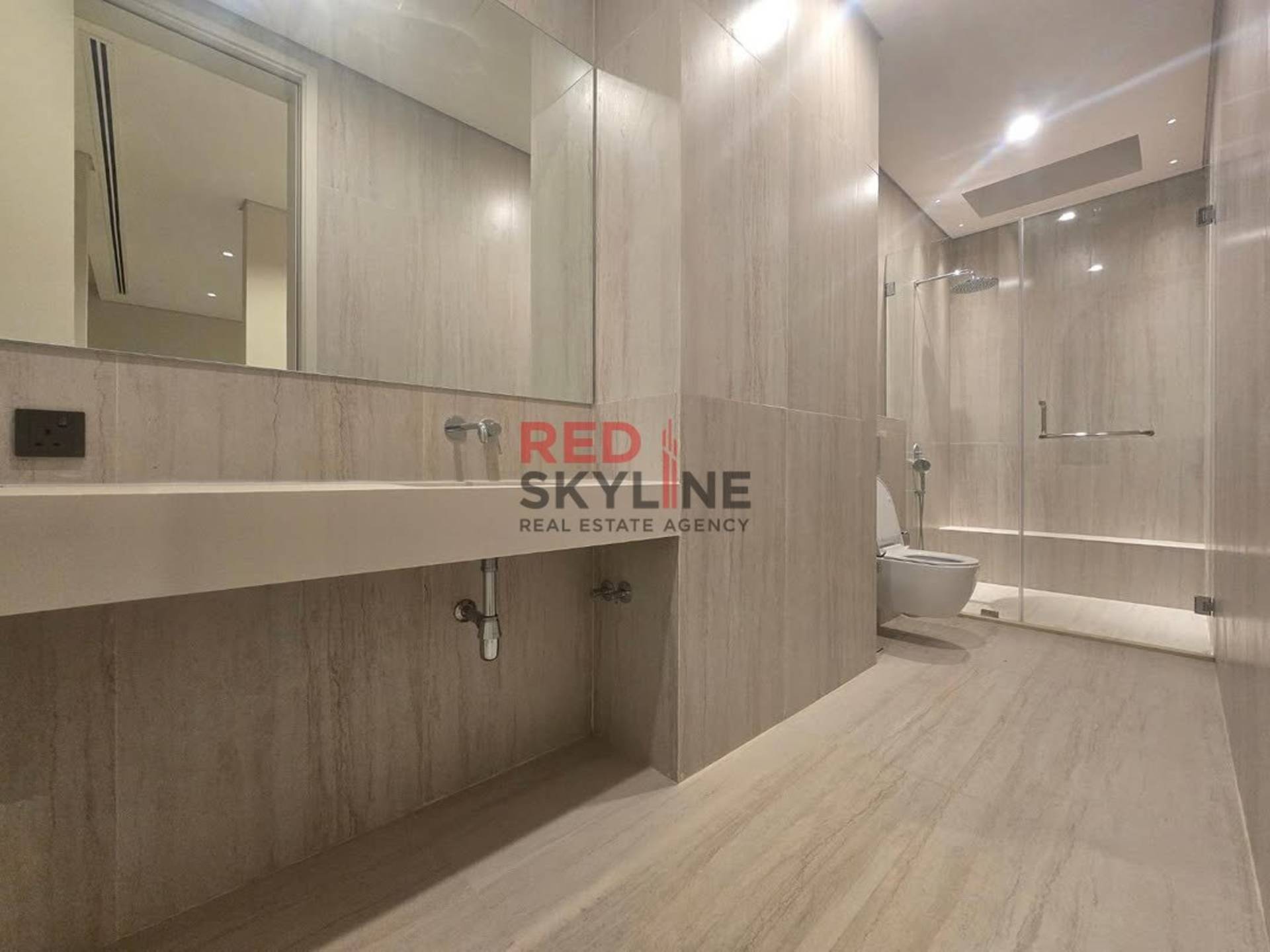 4 Bedroom Townhouse in Bousher - Photo 10