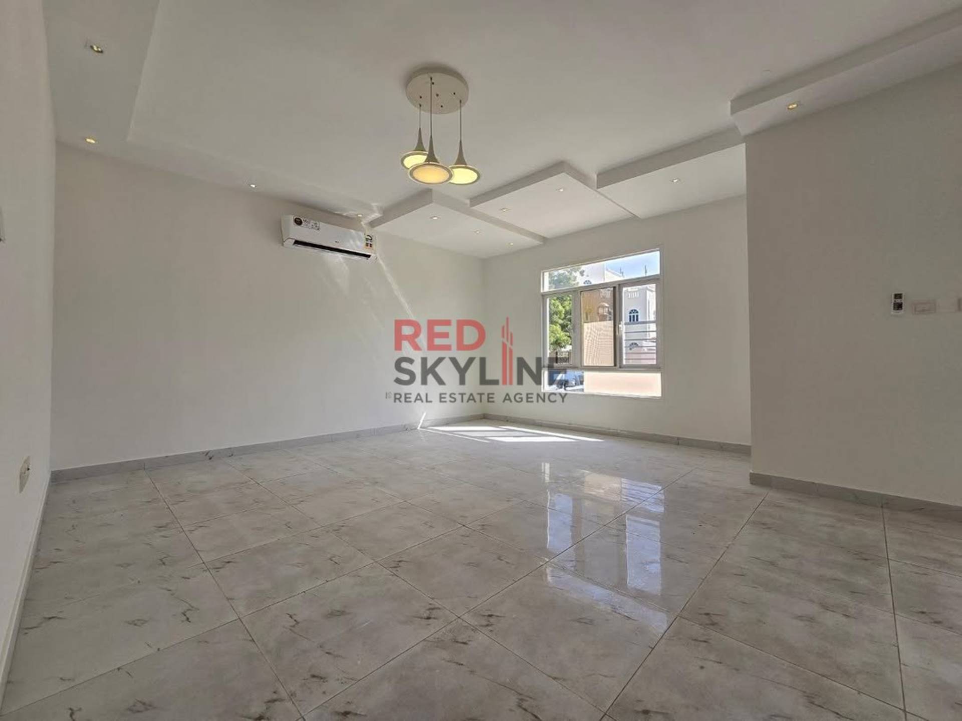 6 Bedroom Villa in Azaiba - Photo 3