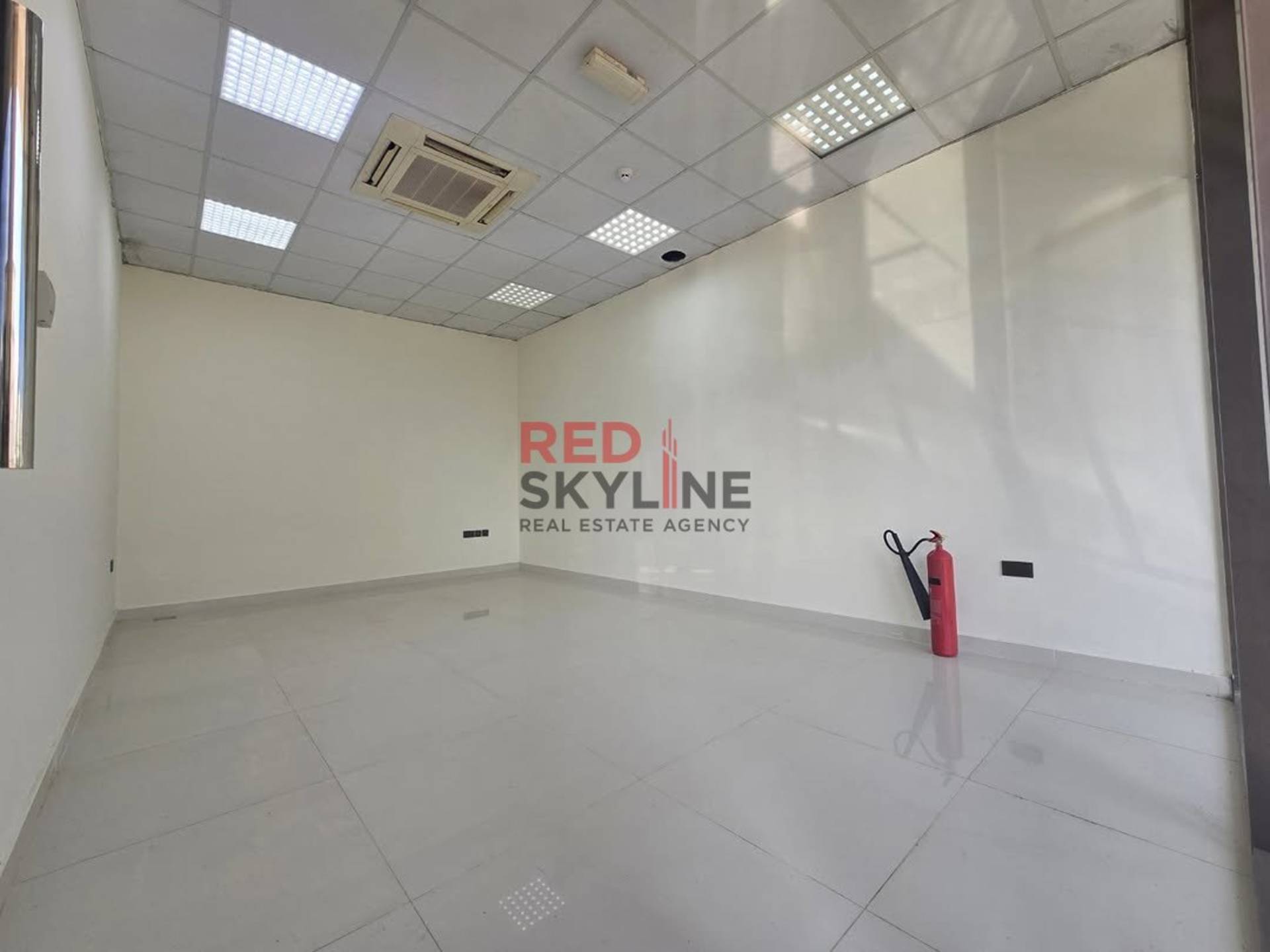 Office in Azaiba - Photo 4