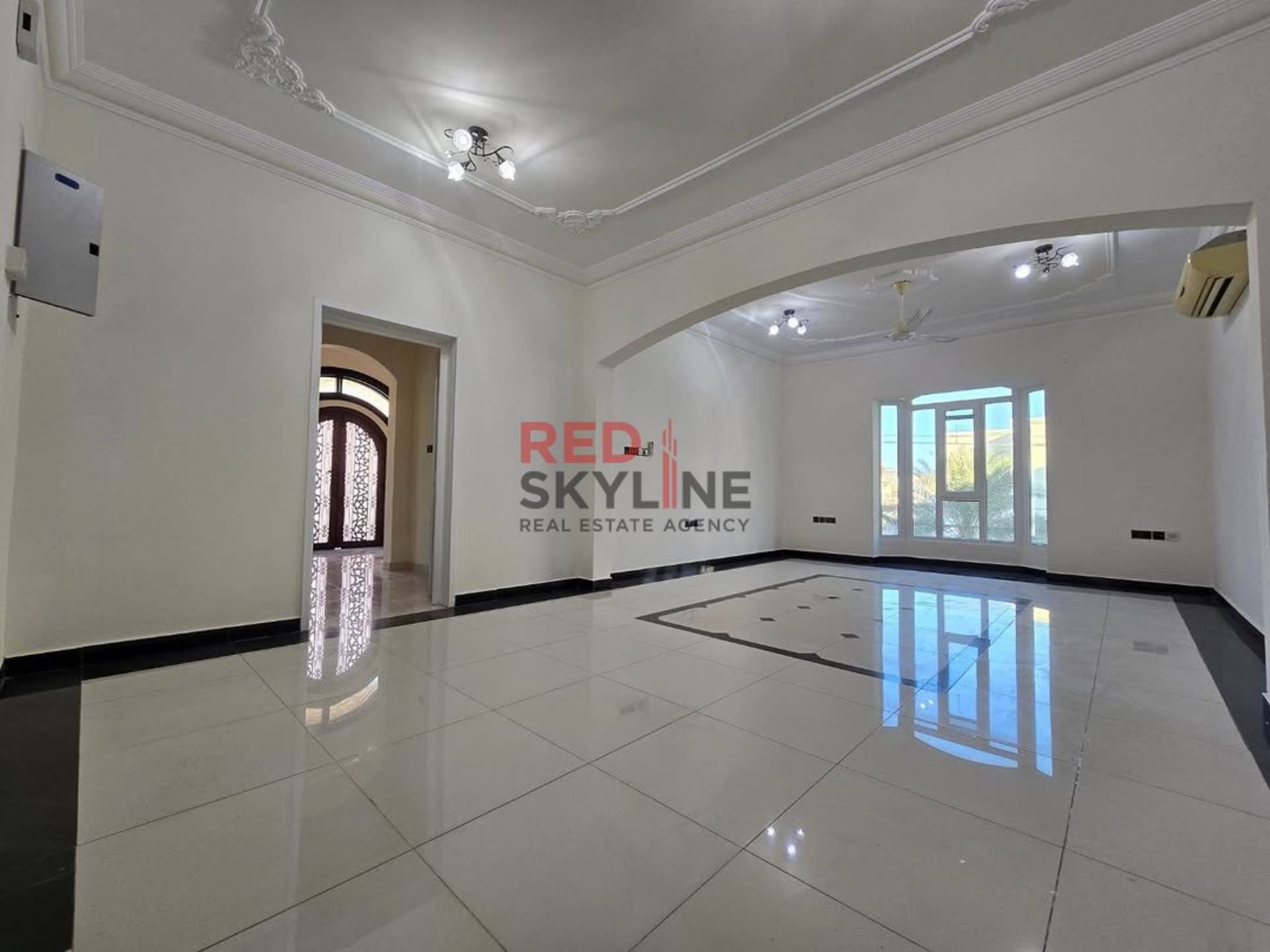5 Bedroom Villa in Azaiba - Photo 6
