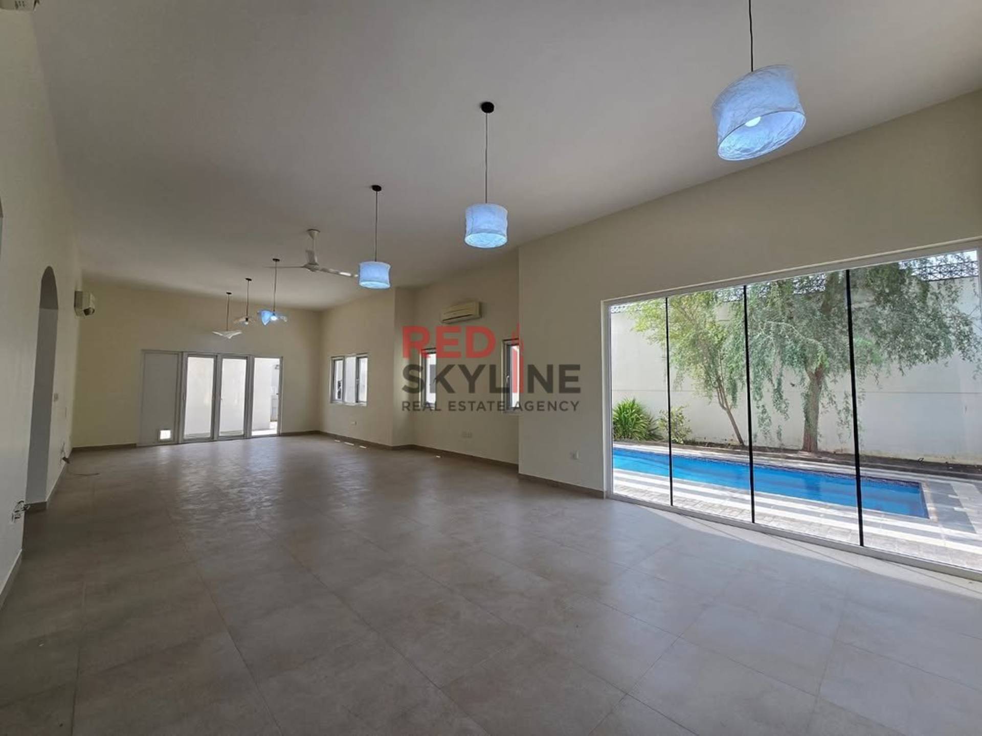 6 Bedroom Villa in Madinat Al Ilam - Photo 4