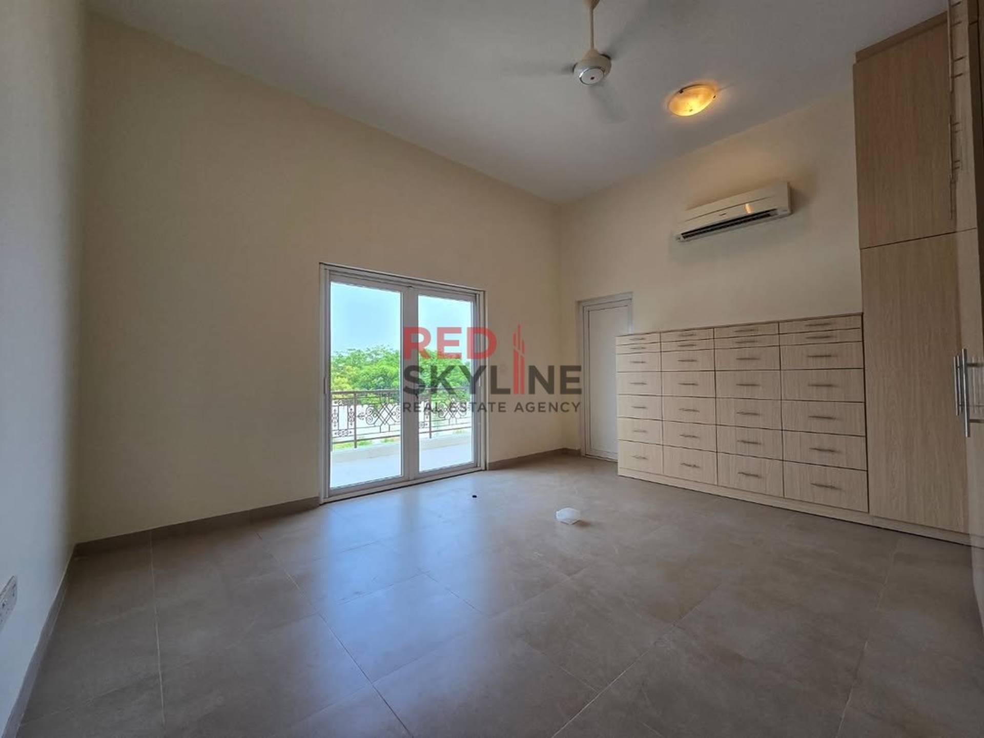 6 Bedroom Villa in Madinat Al Ilam - Photo 7