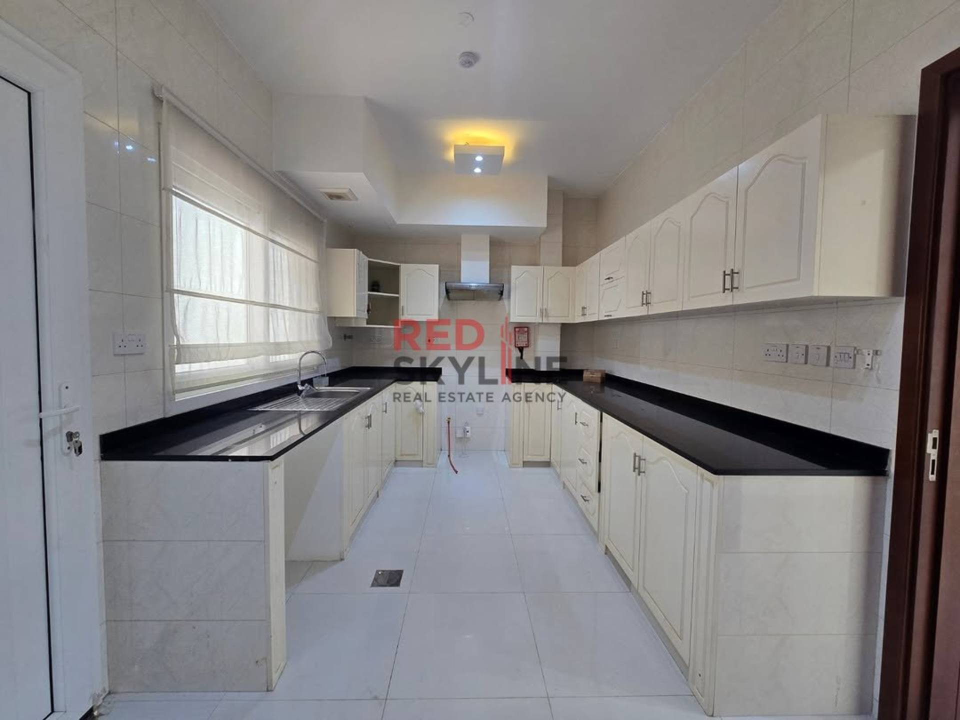 2 Bedroom Apartment in Madinat Al Ilam - Photo 4
