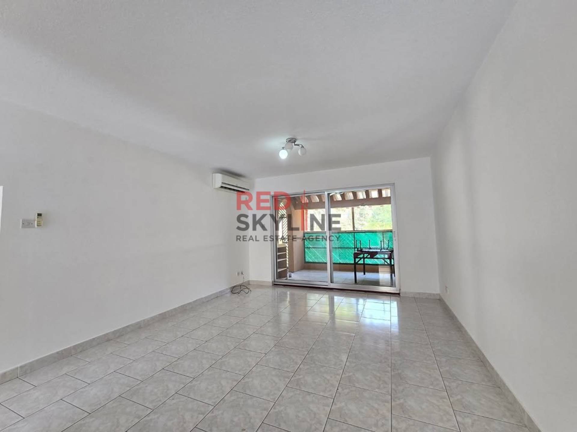 3 Bedroom Townhouse in Madinat Al Sultan Qaboos - Photo 2