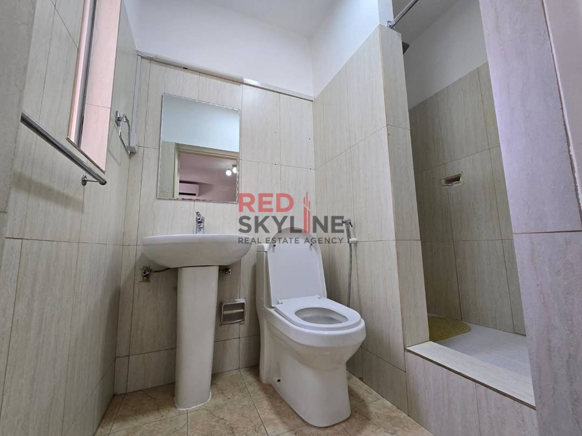 3 Bedroom Townhouse in Madinat Al Sultan Qaboos - Photo 12