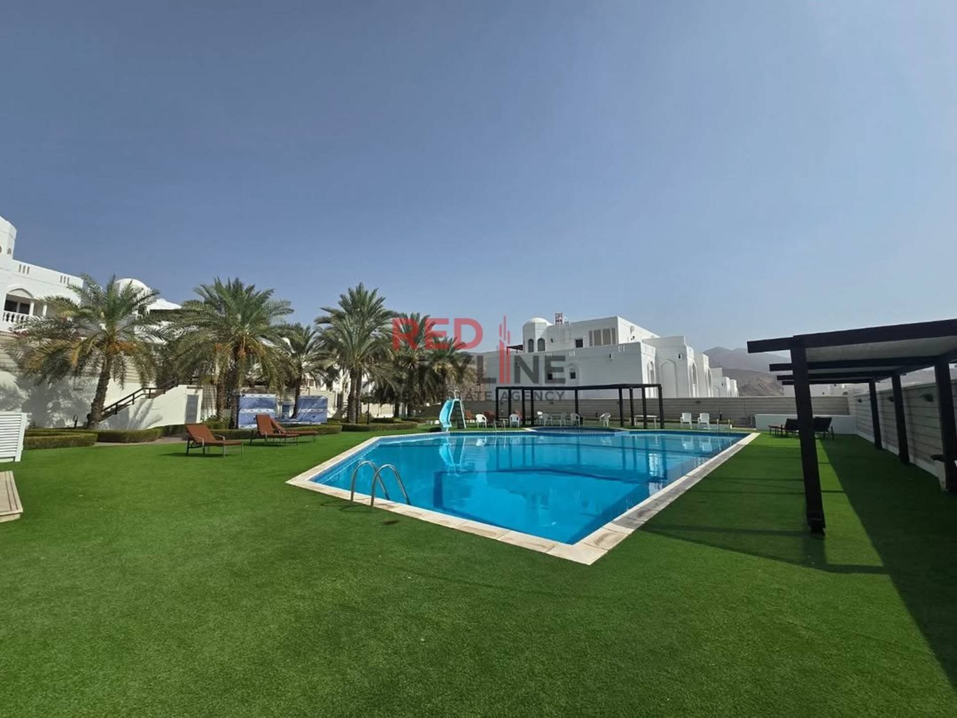 5 Bedroom Villa in Madinat Al Ilam - Photo 2
