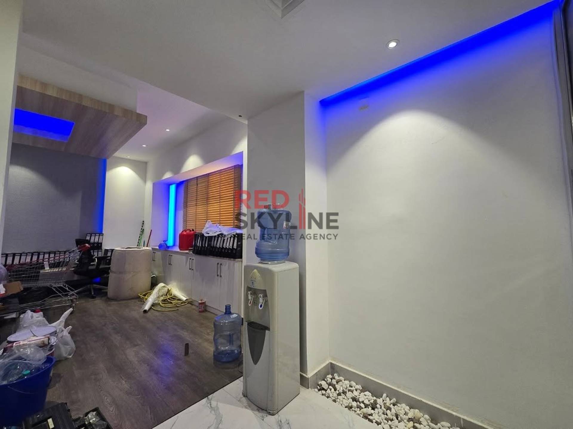 Office in Ghala - Photo 4