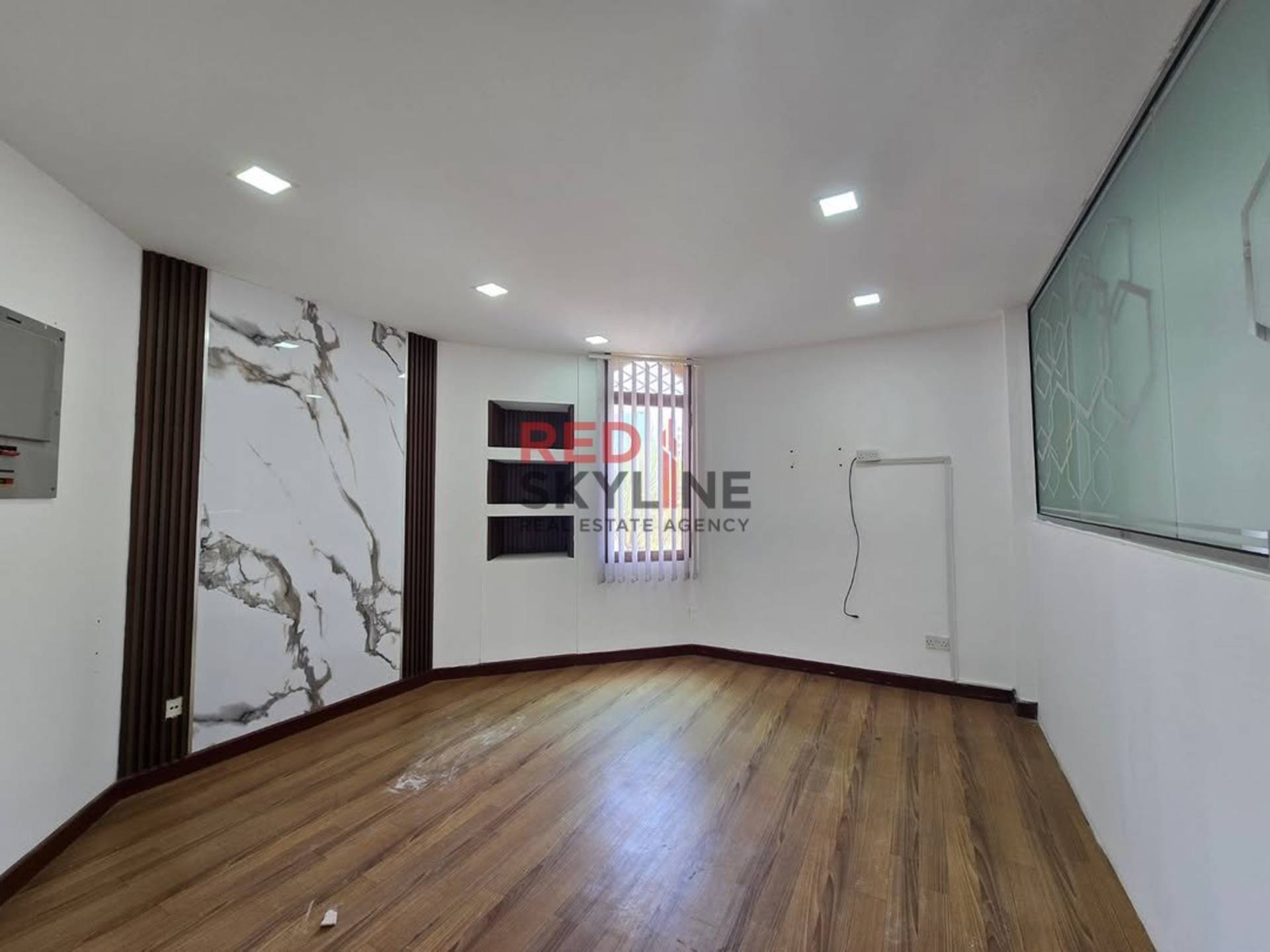 Office in Athaiba - Photo 4