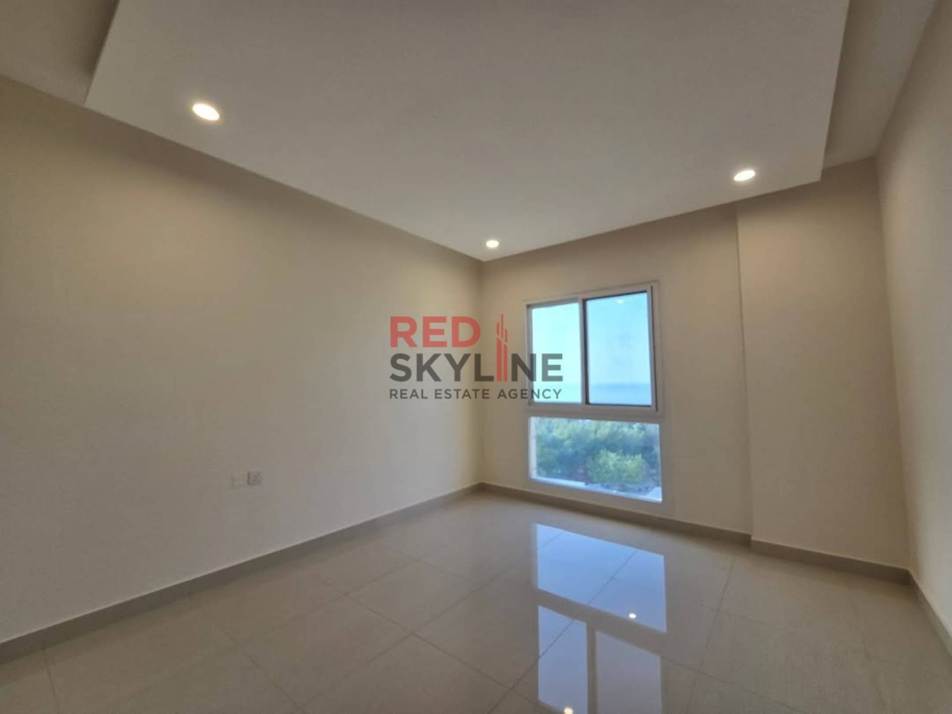 2 Bedroom Apartment in Al Ghubrah - Photo 6