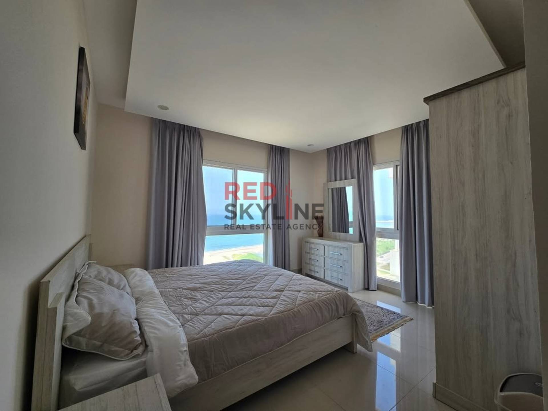 2 Bedroom Apartment in Al Ghubrah - Photo 4