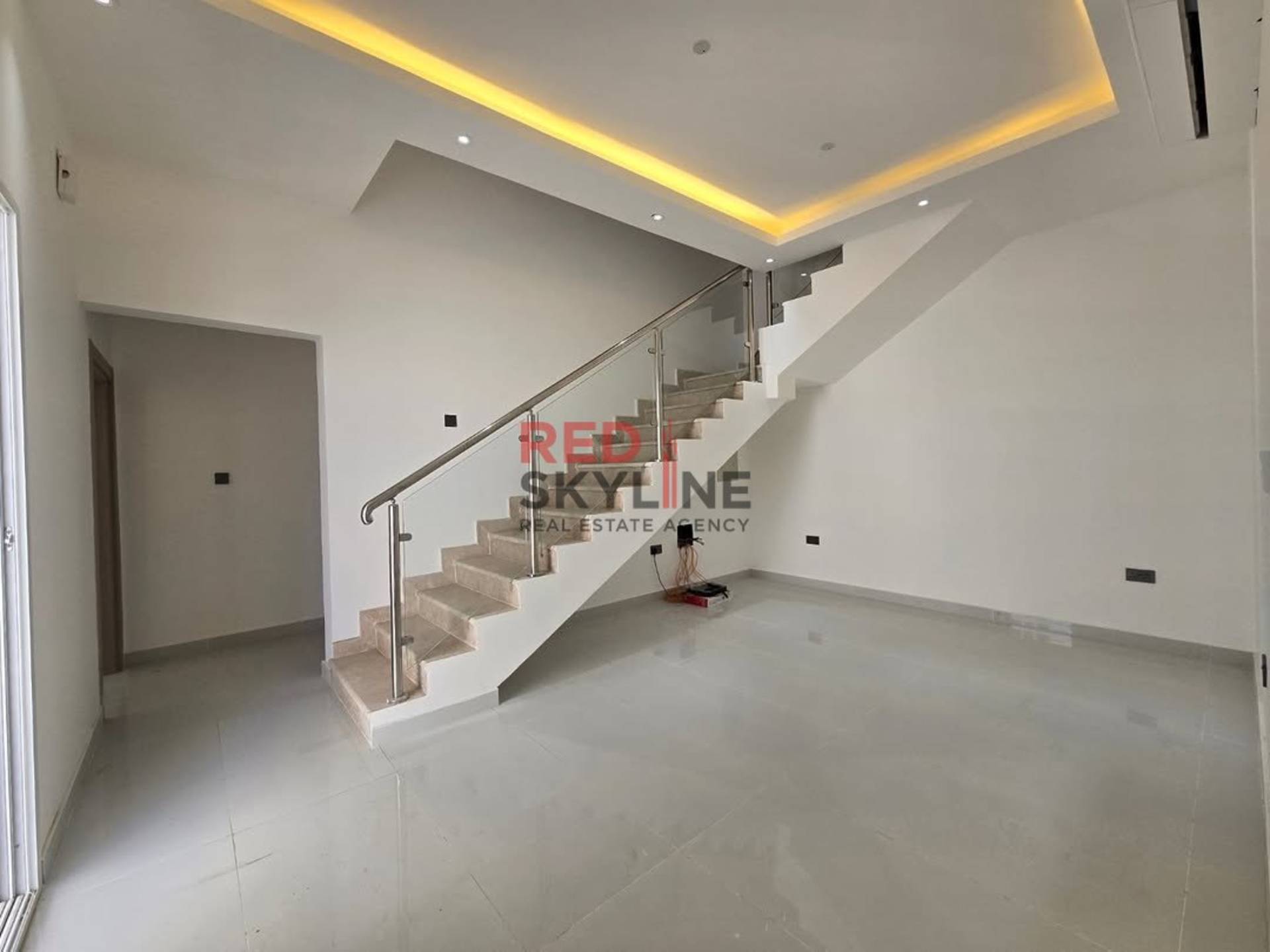 7 Bedroom Villa in Athaiba - Photo 7