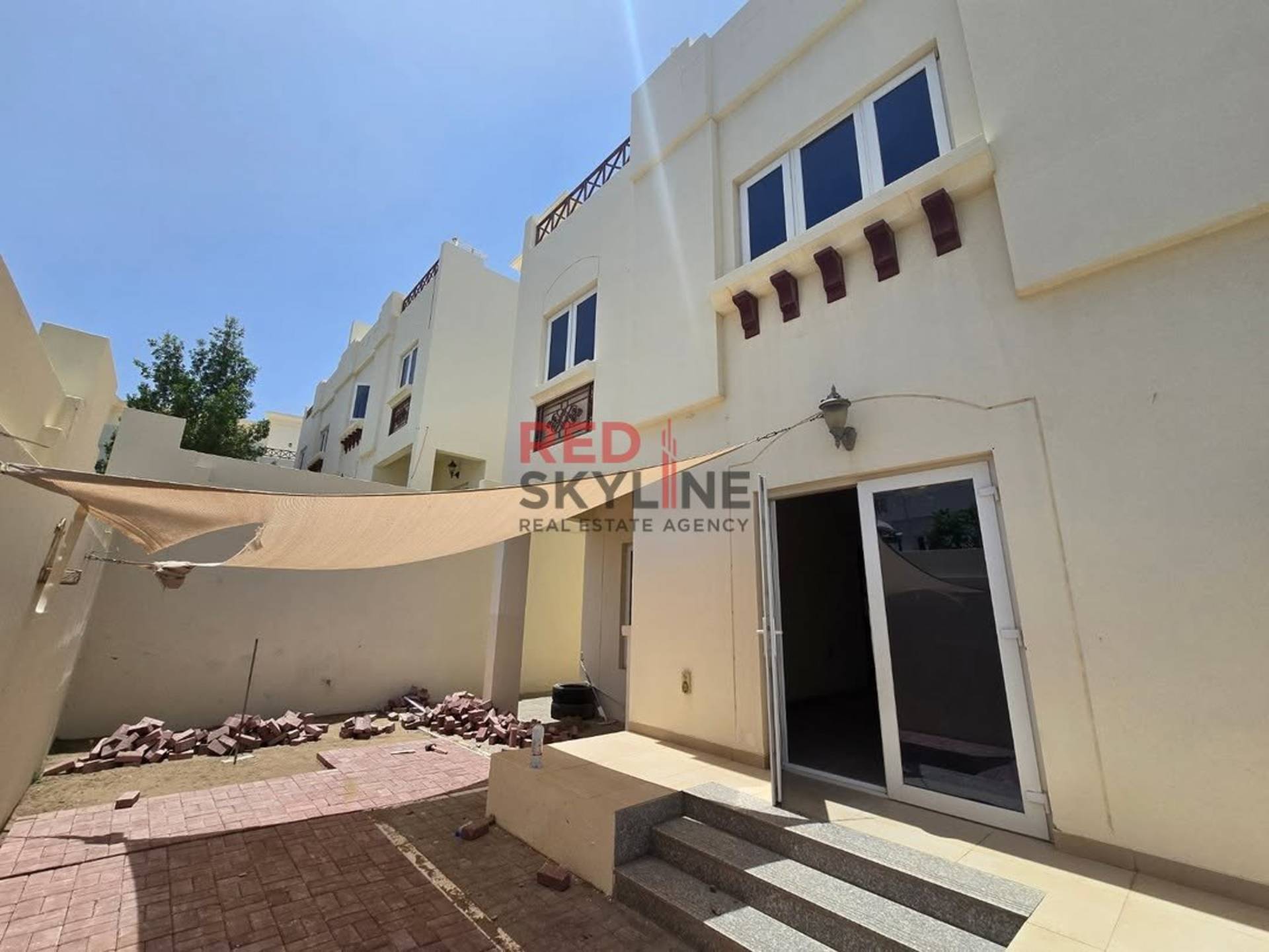 4 Bedroom Villa in Madinat Al Ilam - Photo 13