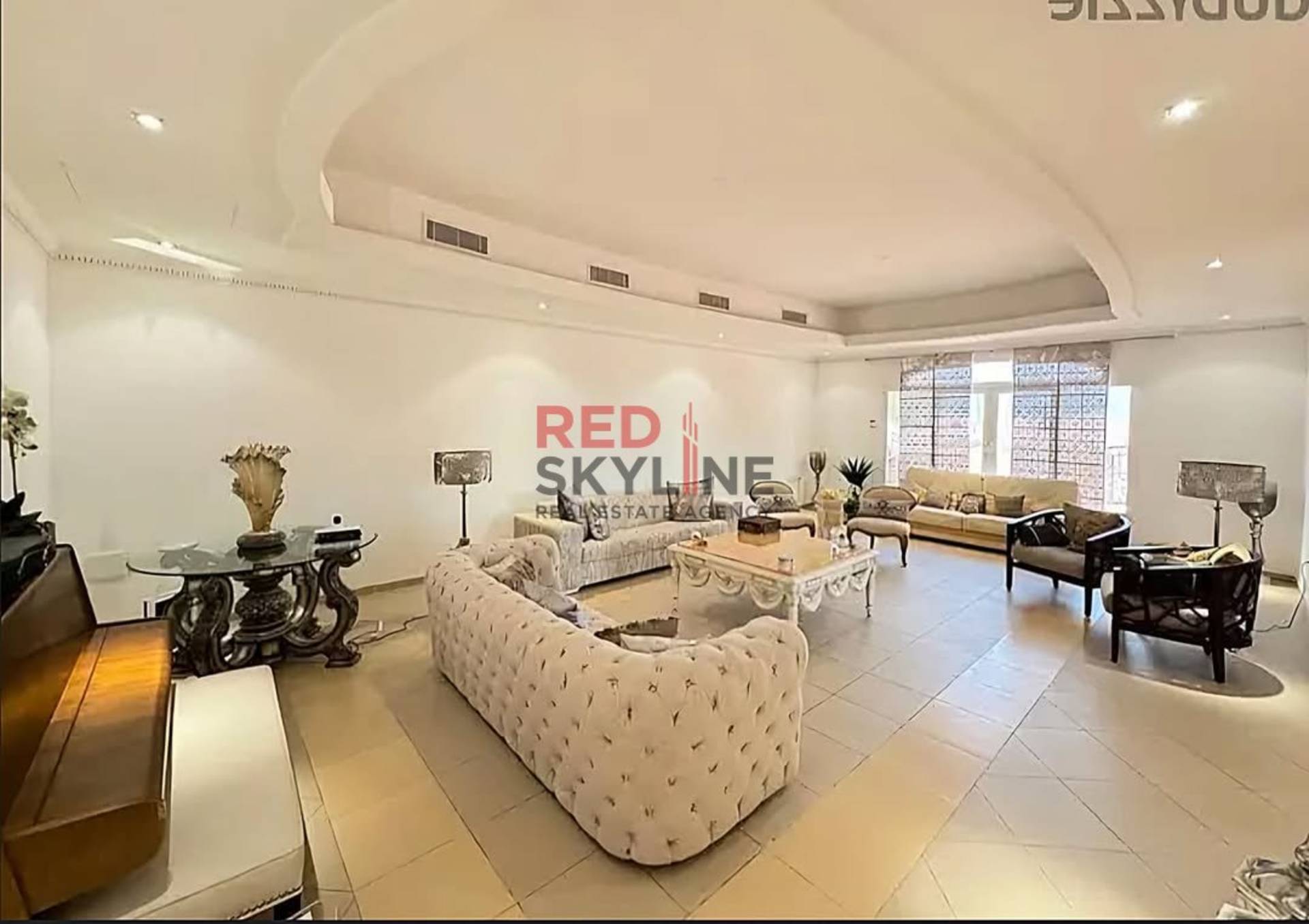5 Bedroom Villa in Athaiba - Photo 3