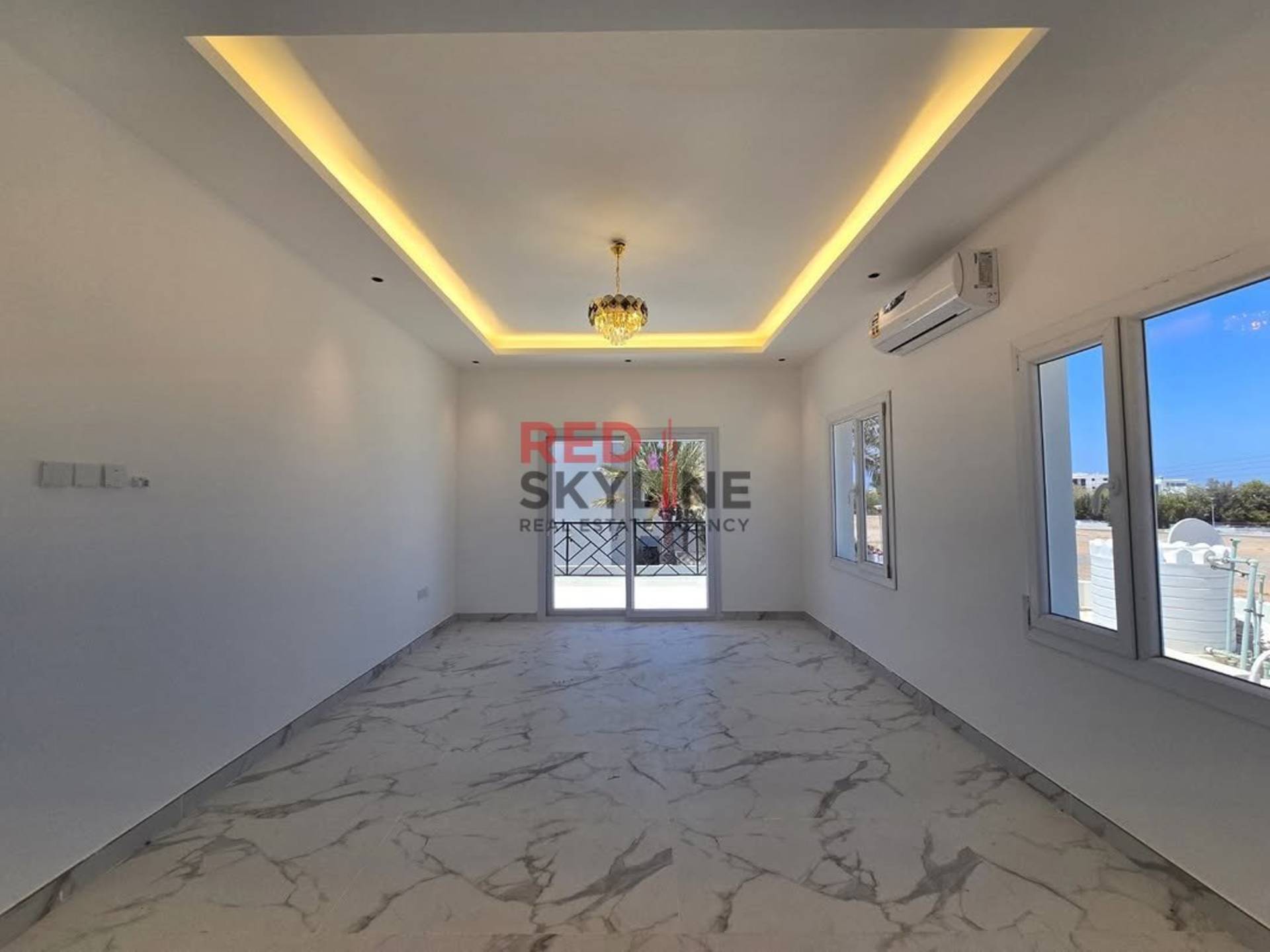 4 Bedroom Villa in Madinat Al Ilam - Photo 4