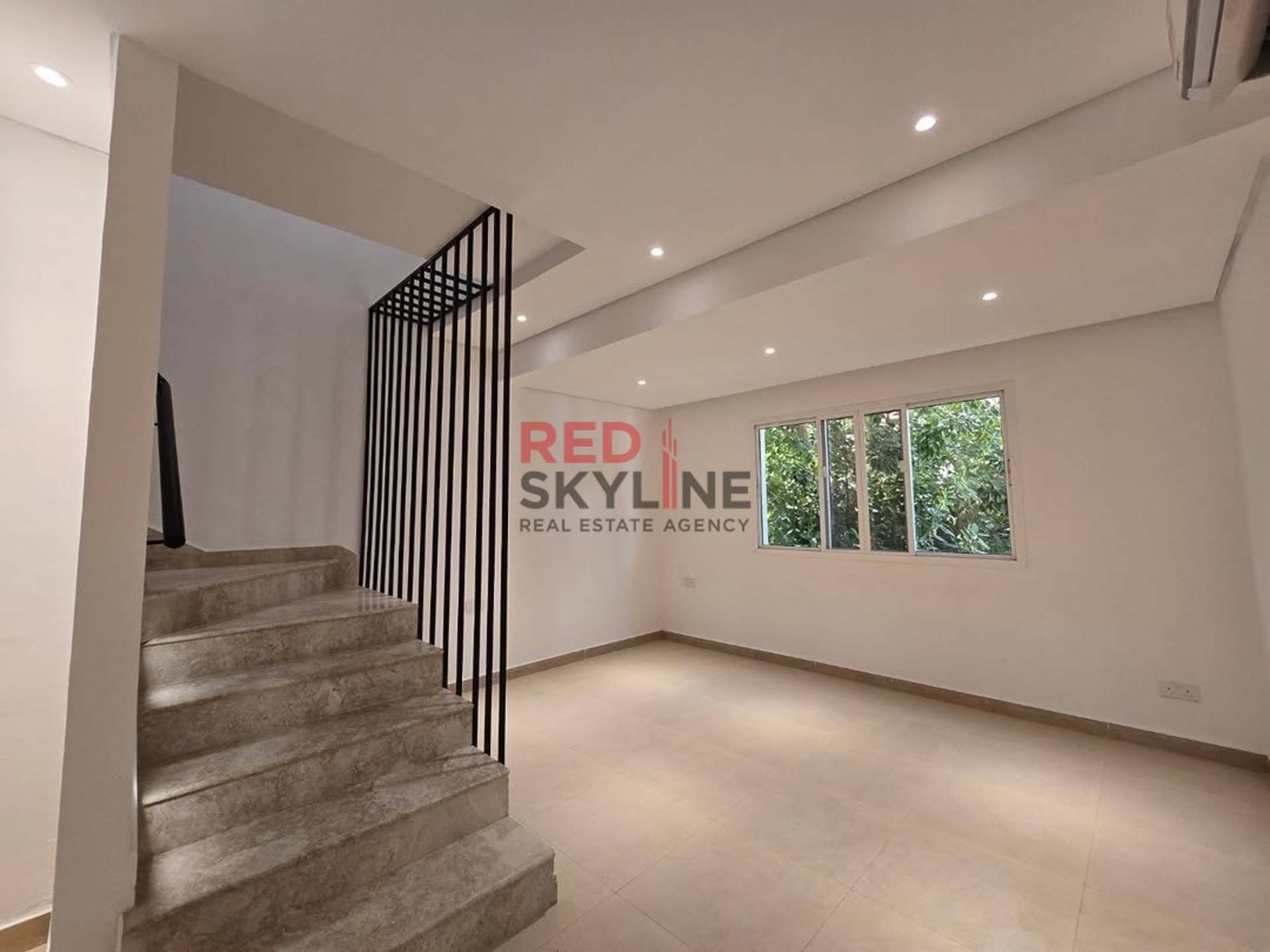 4 Bedroom Villa in Madinat Al Ilam - Photo 7