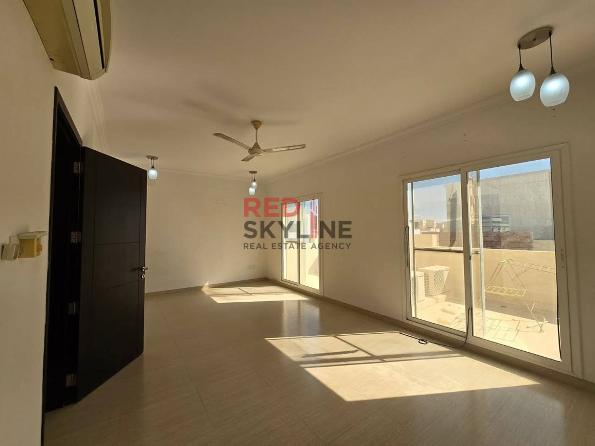 5 Bedroom Villa in Athaiba - Photo 7