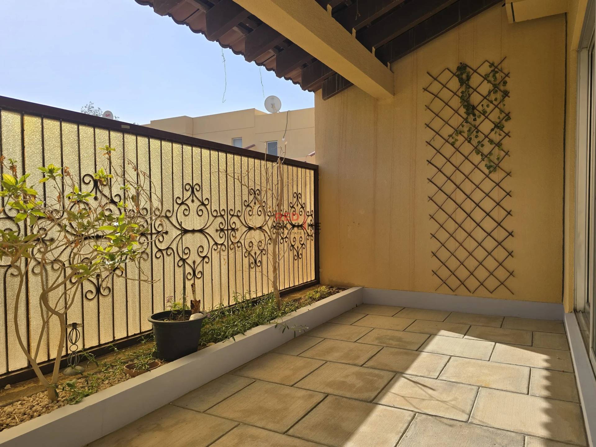2 Bedroom Townhouse in Madinat Al Sultan Qaboos - Photo 5