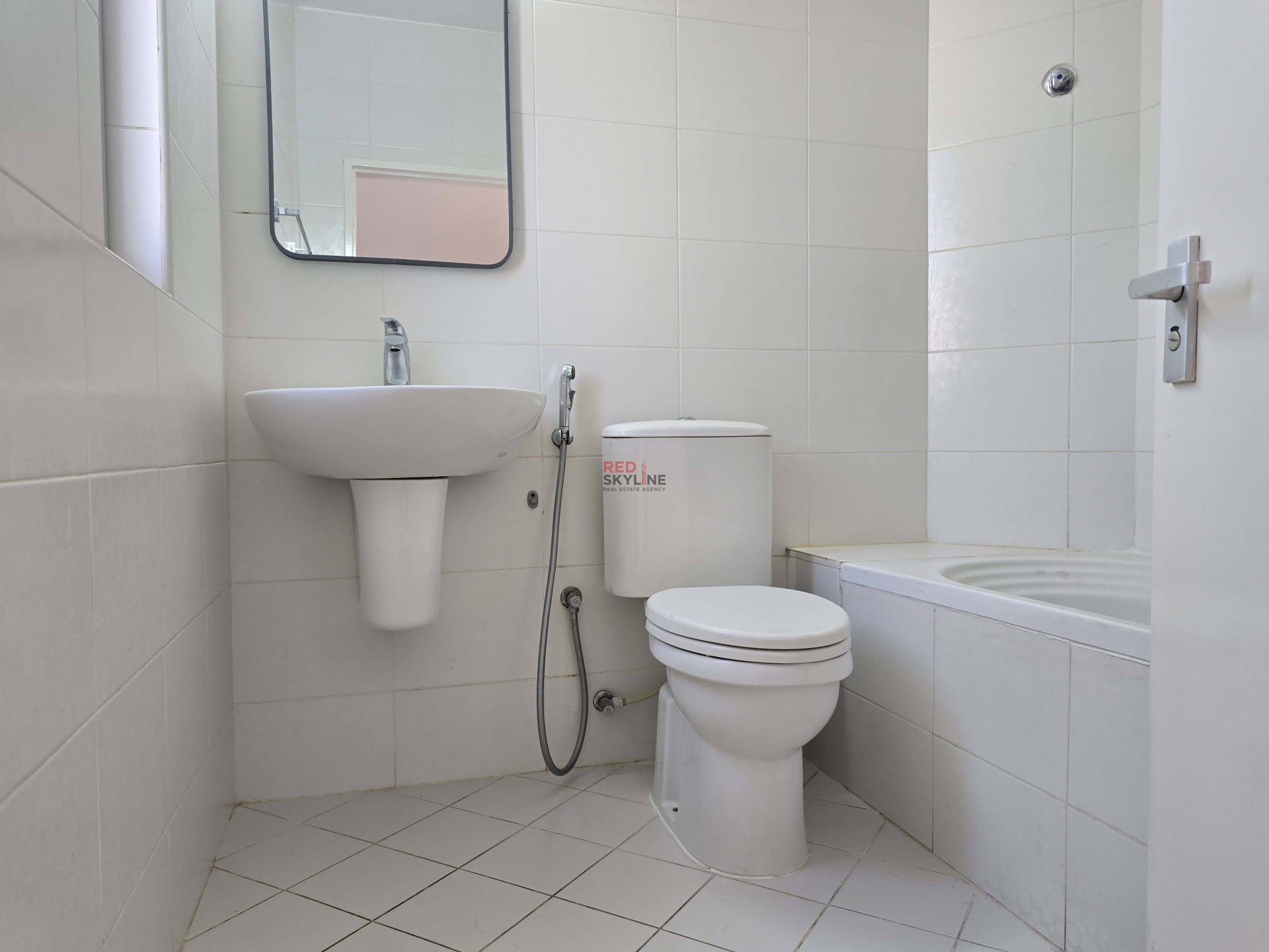 2 Bedroom Townhouse in Madinat Al Sultan Qaboos - Photo 10