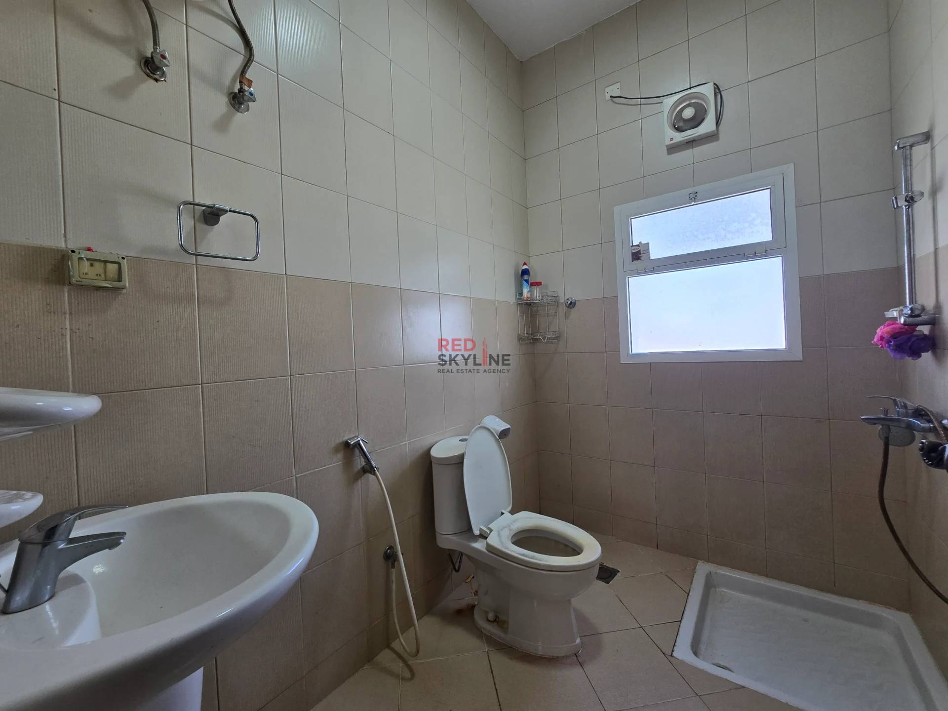 4 Bedroom Penthouse in Mawaleh South - Photo 11