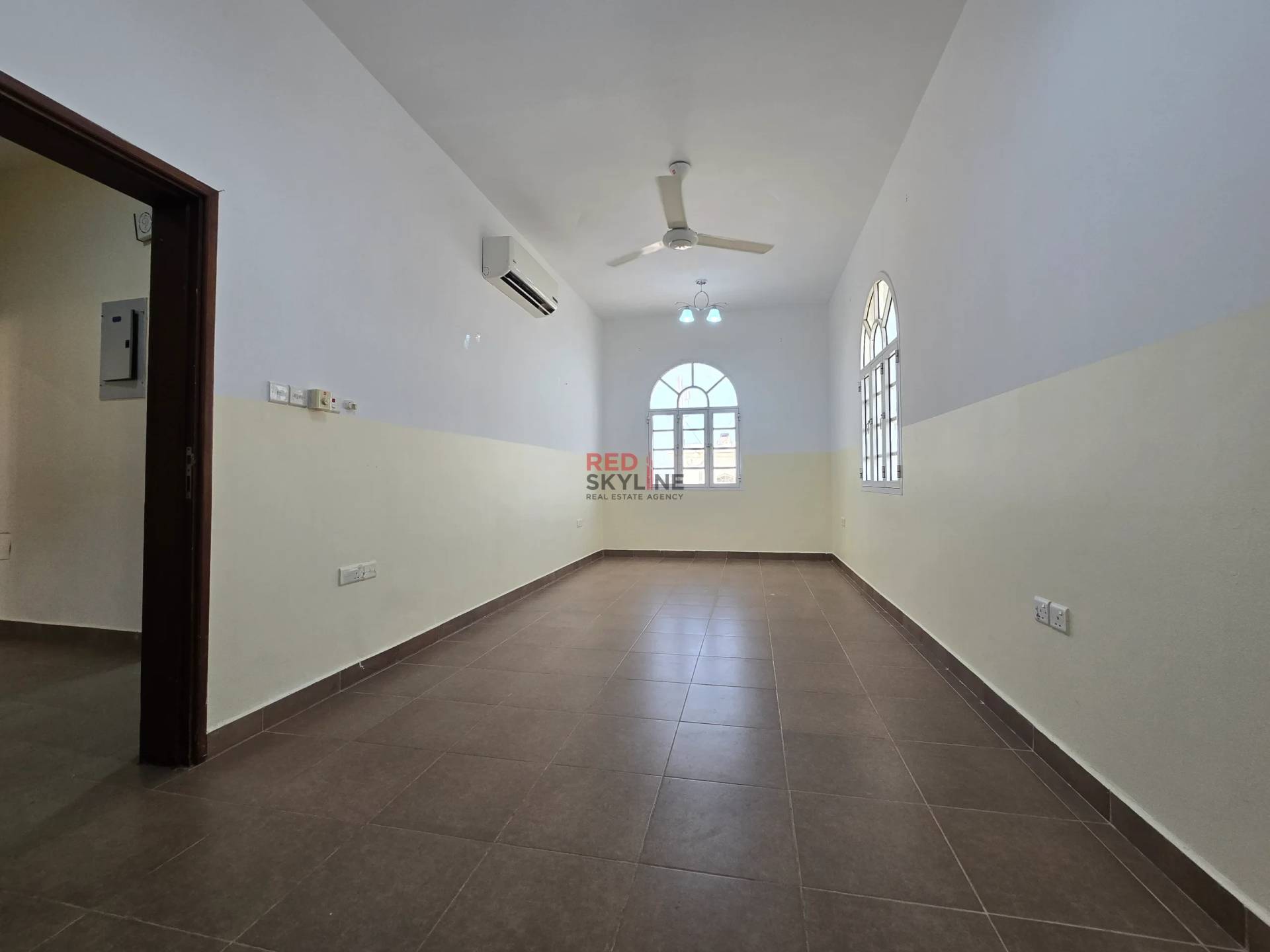 4 Bedroom Penthouse in Mawaleh South - Photo 7