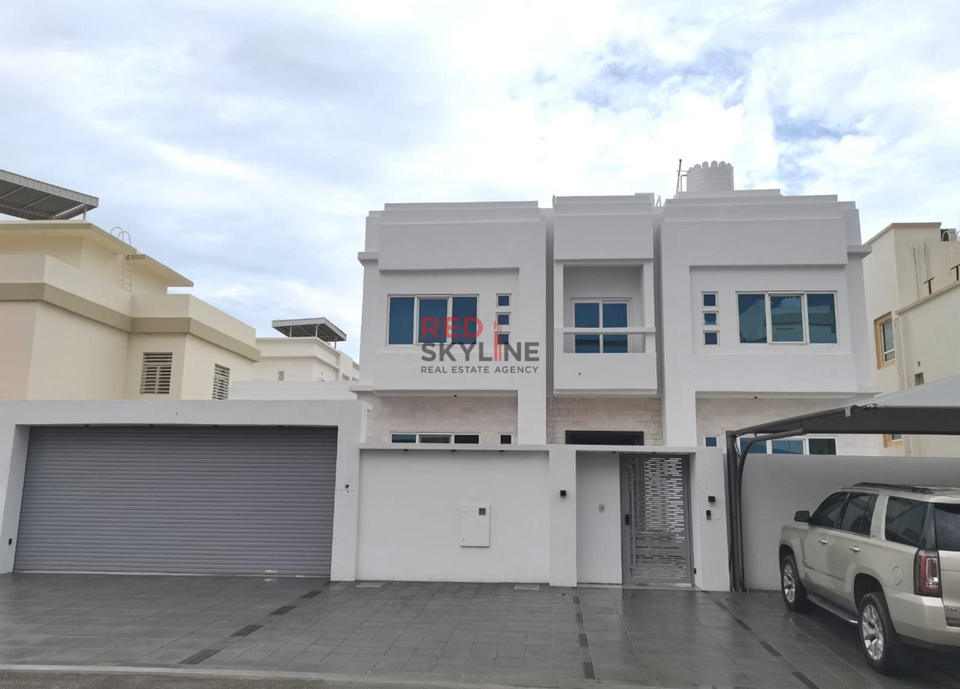 4 BR Villa in Al Ansab