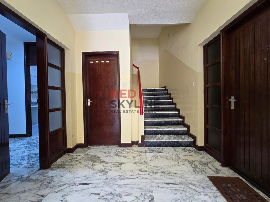 2 Bedroom Apartment in Shatti Al Qurum - Photo 3