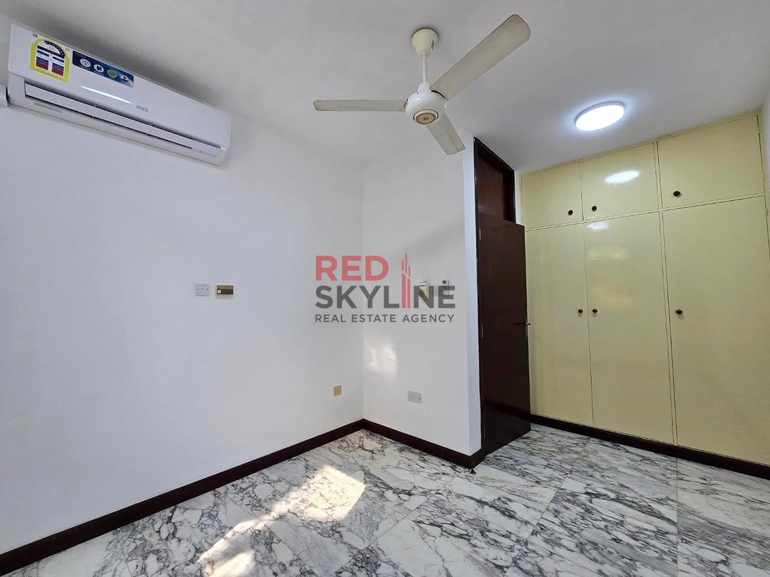 2 Bedroom Apartment in Shatti Al Qurum - Photo 8