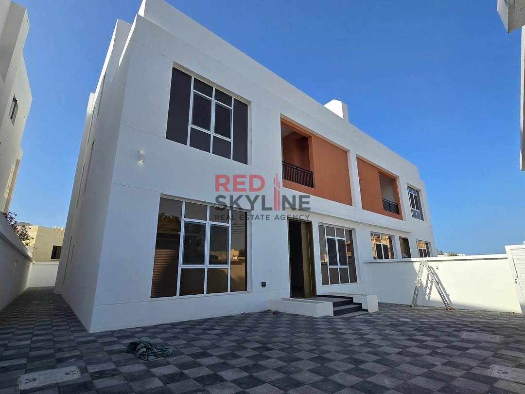 فيلا 8 غرف في Madinat Al Sultan Qaboos