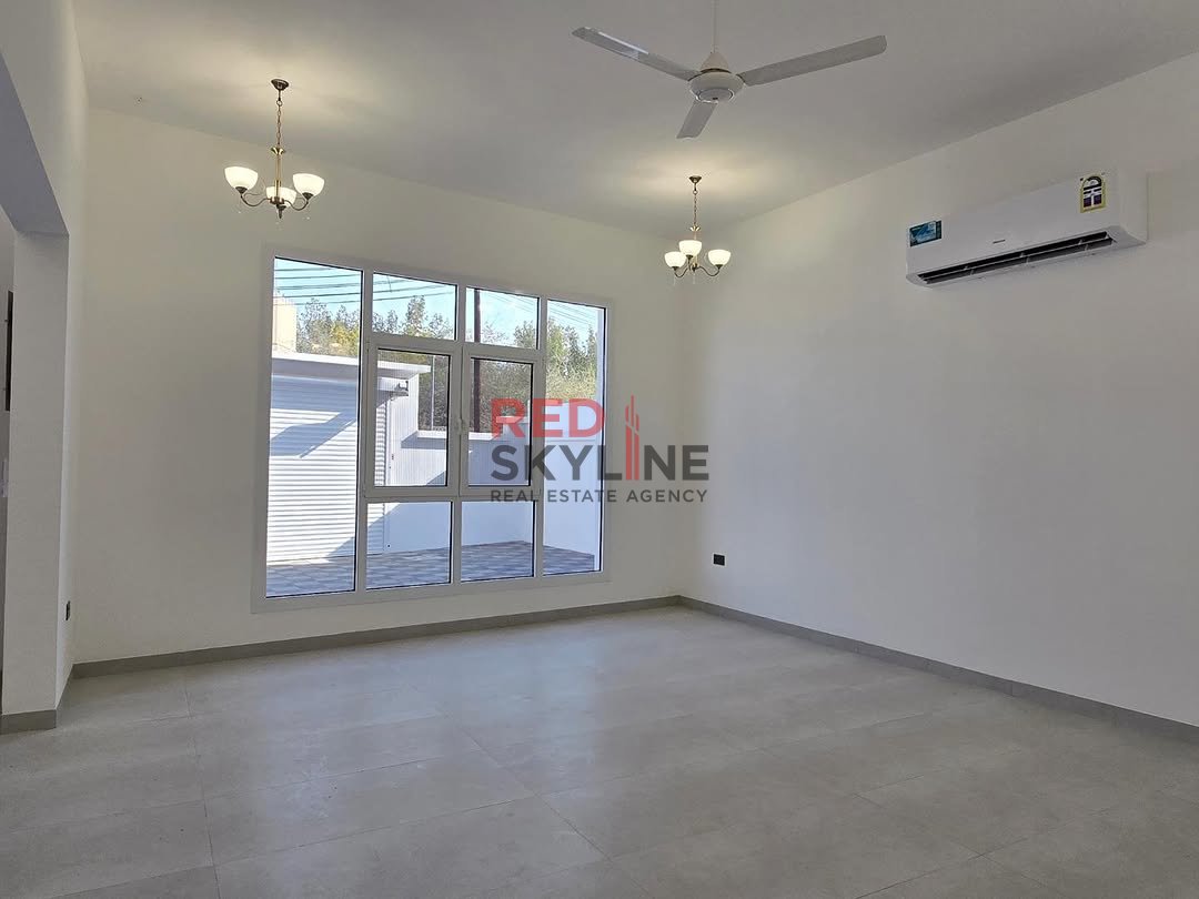 8 Bedroom Villa in Madinat Al Sultan Qaboos - Photo 4