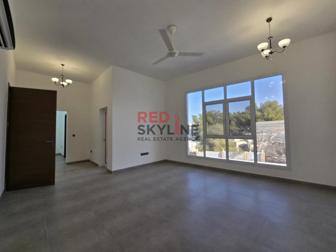 8 Bedroom Villa in Madinat Al Sultan Qaboos - Photo 10