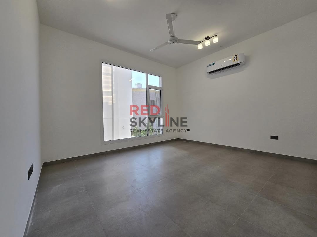 8 Bedroom Villa in Madinat Al Sultan Qaboos - Photo 14