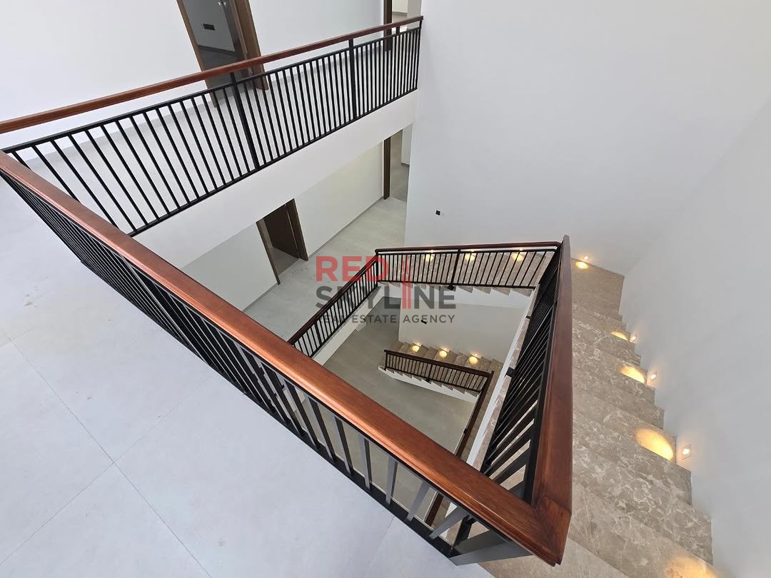 8 Bedroom Villa in Madinat Al Sultan Qaboos - Photo 15