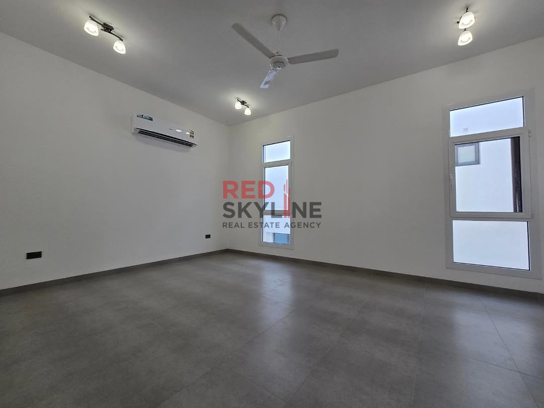 8 Bedroom Villa in Madinat Al Sultan Qaboos - Photo 16