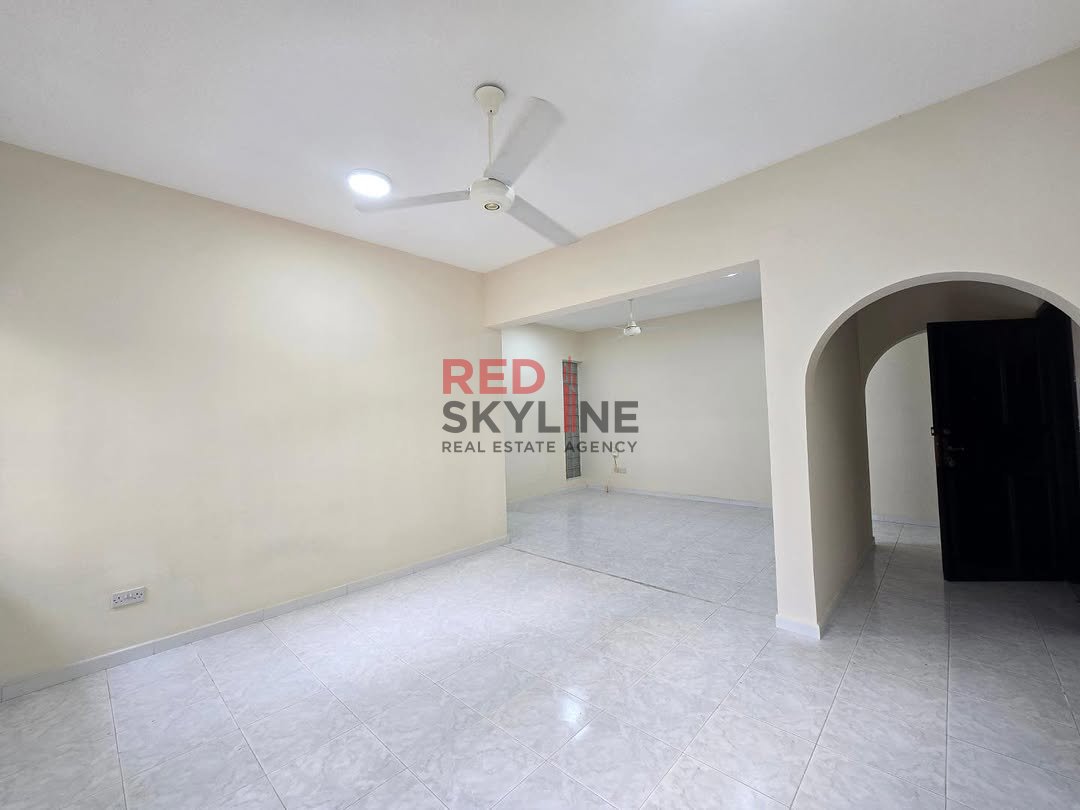 2 Bedroom Apartment in Al Khuwair - Photo 3