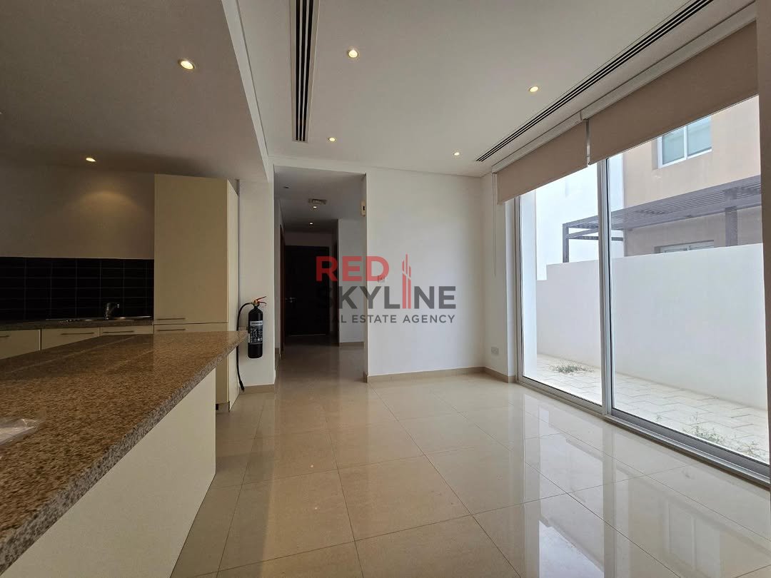 3 Bedroom Townhouse in Muscat - Photo 4