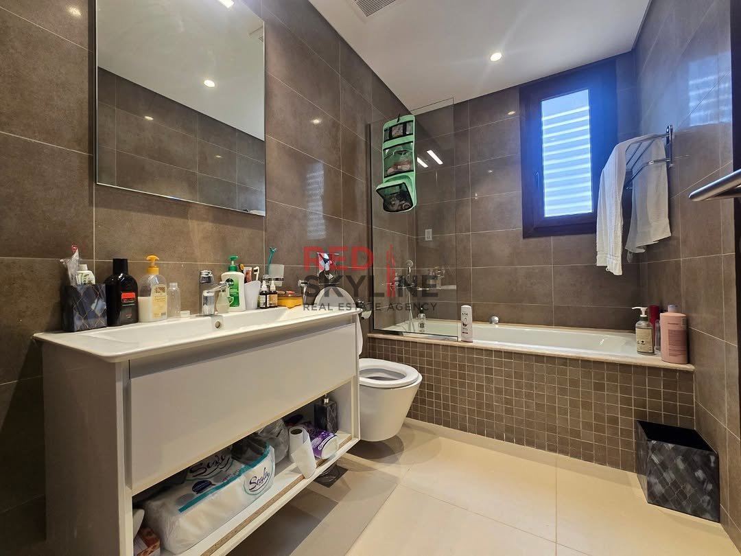 2 Bedroom Apartment in Muscat - Photo 8