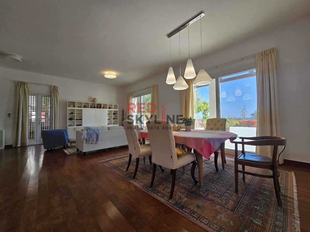 5 Bedroom Villa in Muscat - Photo 5