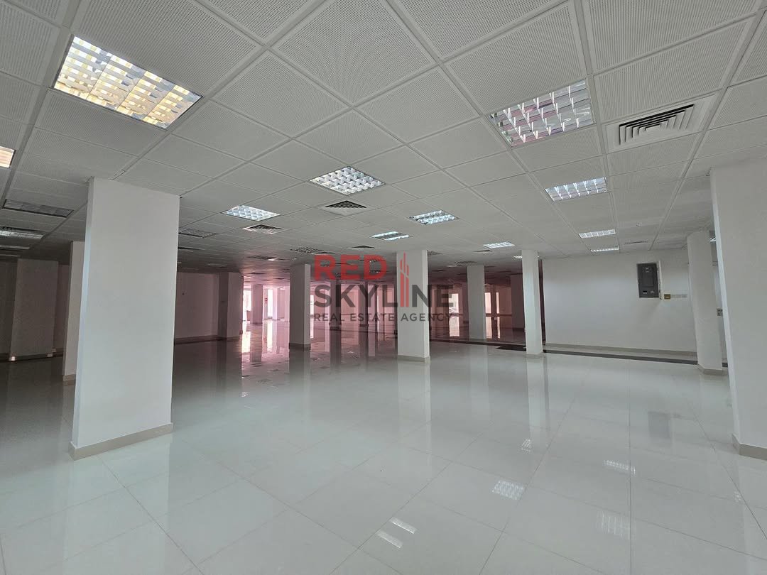 Shop in Al Qurum - Photo 3