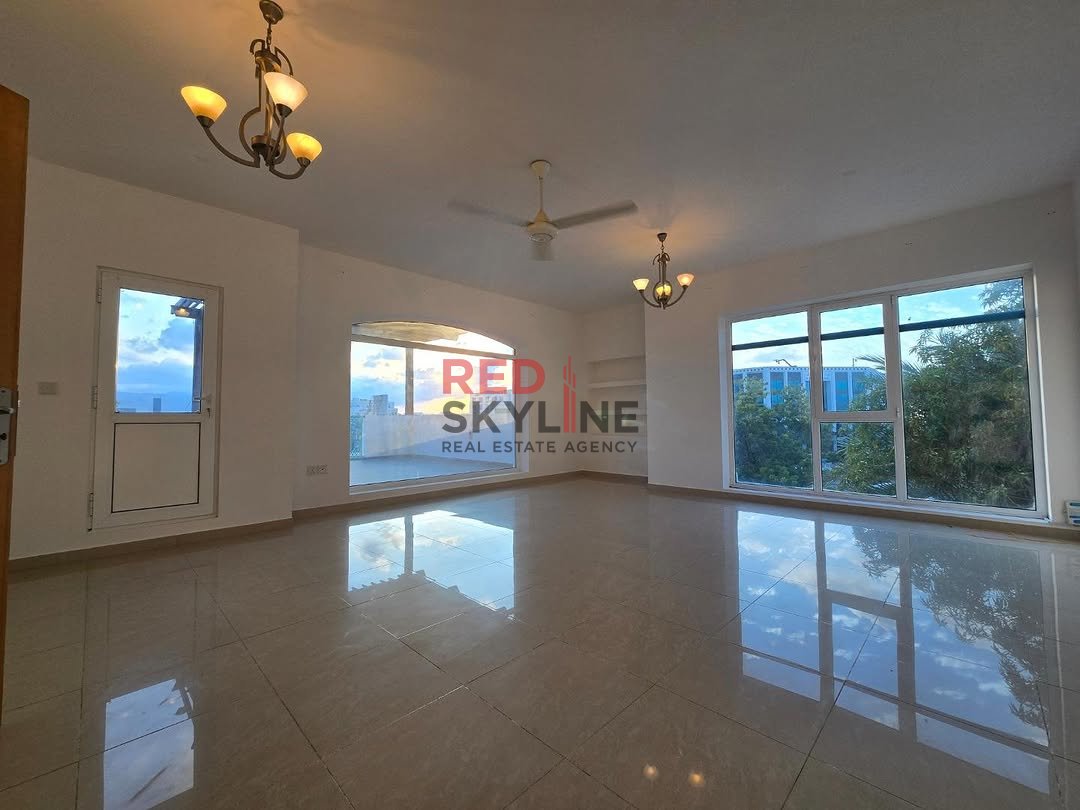 2 Bedroom Apartment in Al Qurum - Photo 2