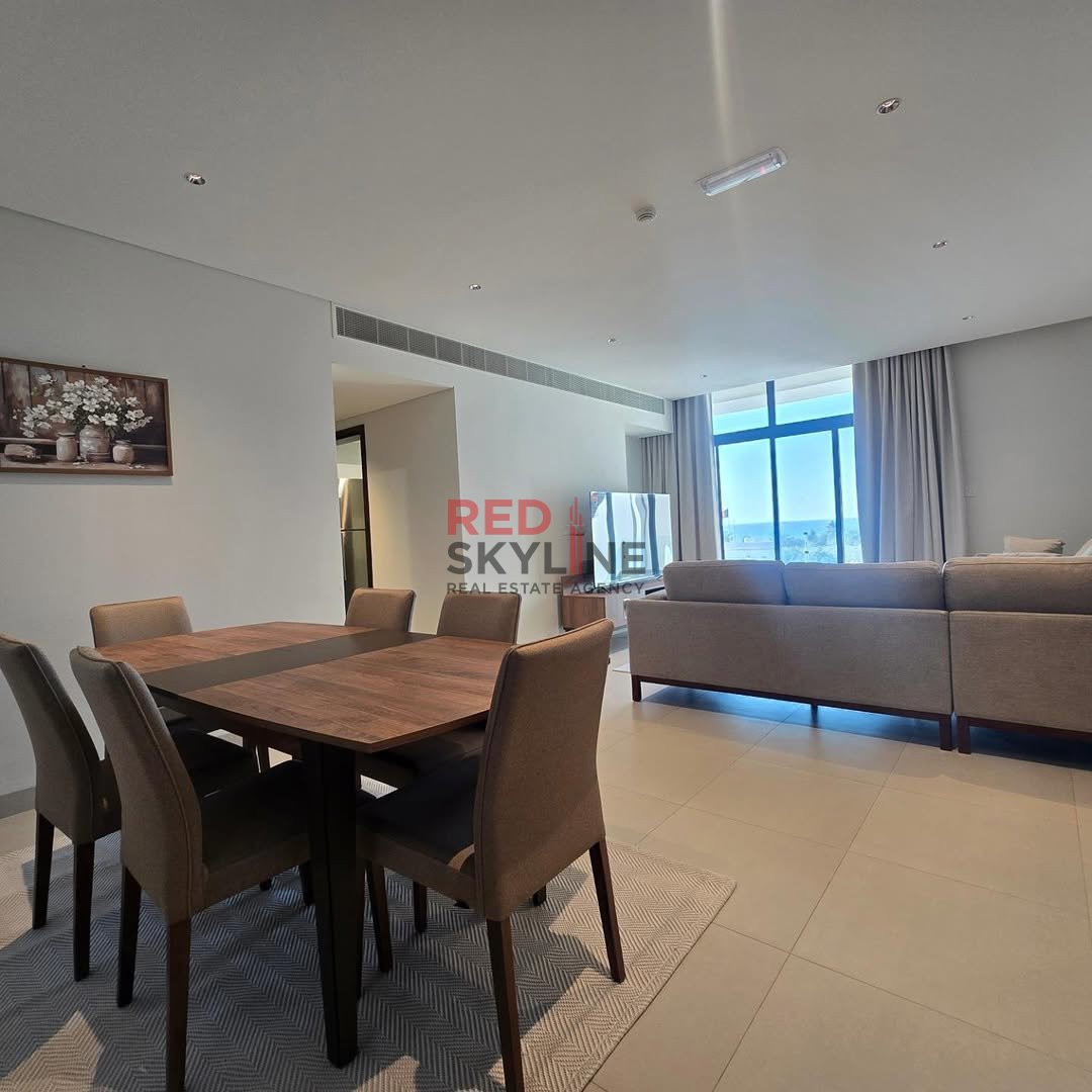 2 Bedroom Apartment in Shatti Al Qurum - Photo 2