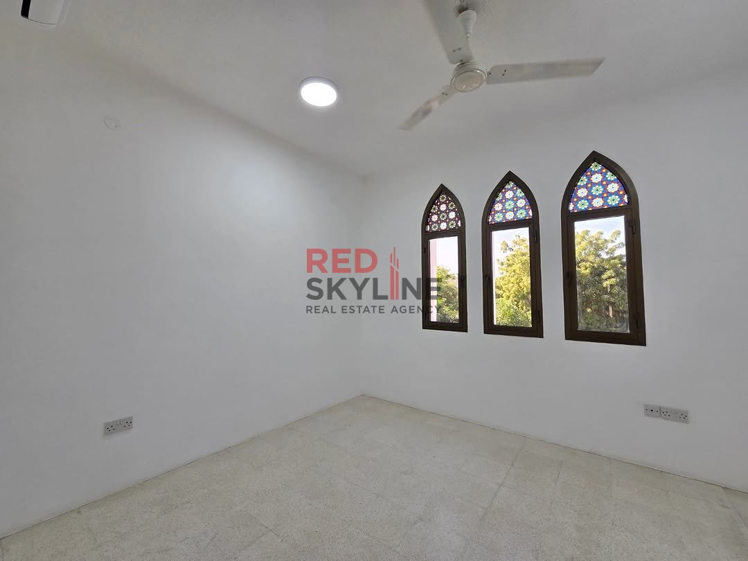 3 Bedroom Townhouse in Shatti Al Qurum - Photo 8