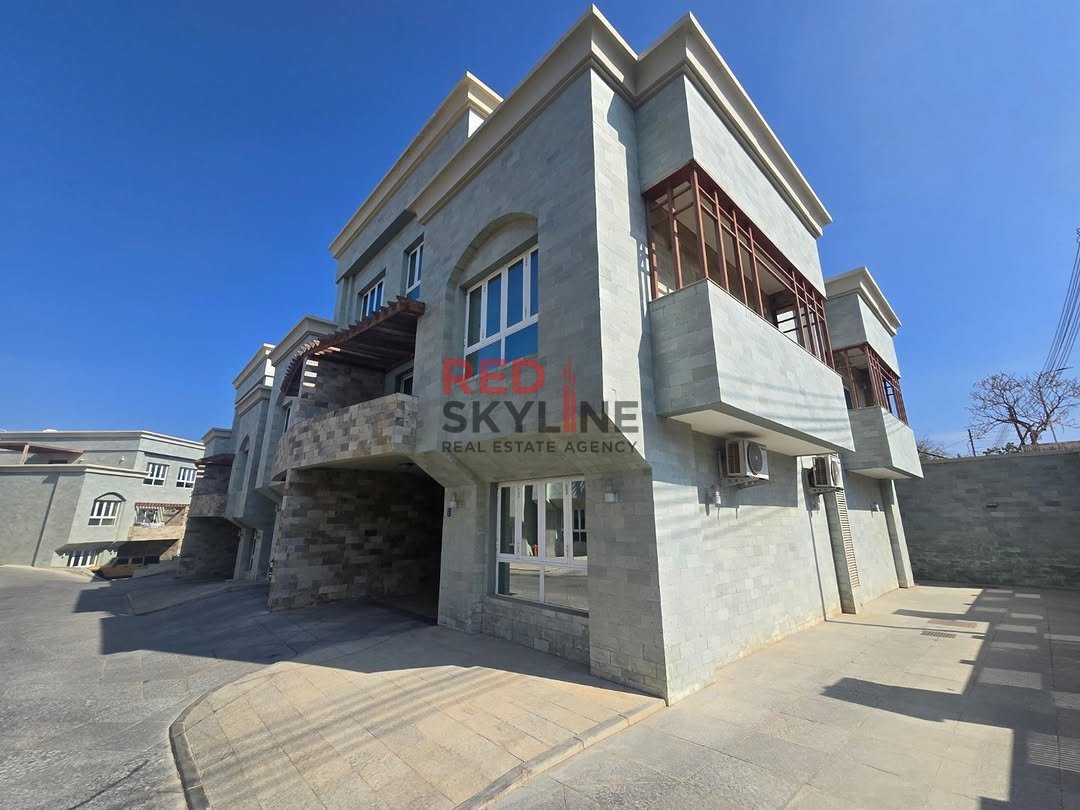 4 Bedroom Townhouse in Muscat