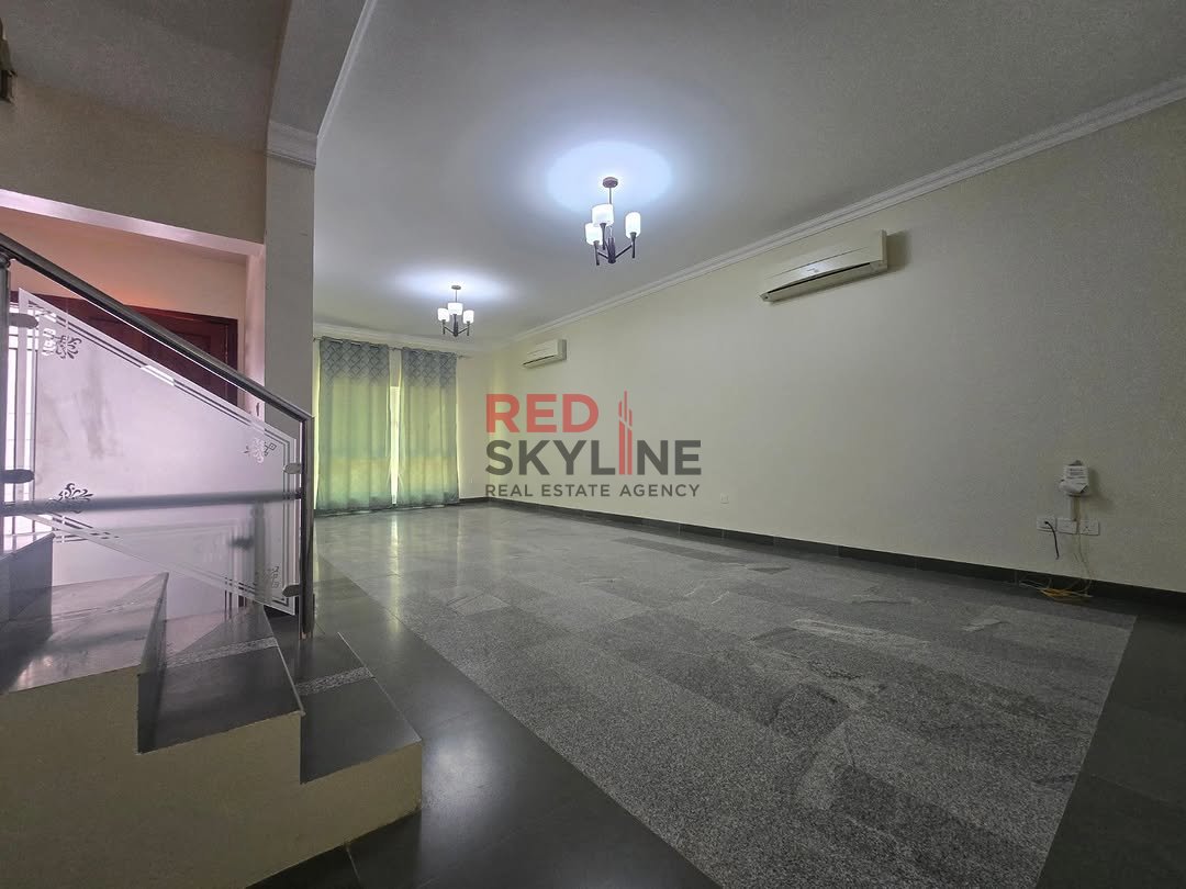 4 Bedroom Townhouse in Muscat - Photo 2