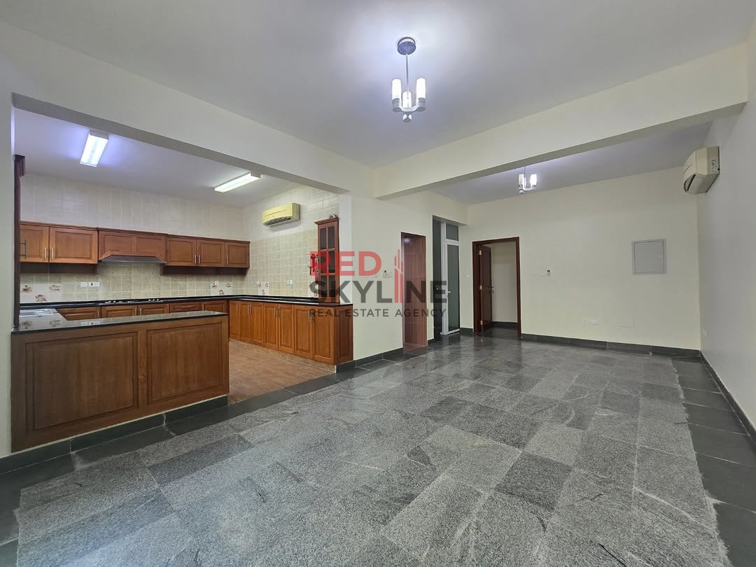 4 Bedroom Townhouse in Muscat - Photo 6