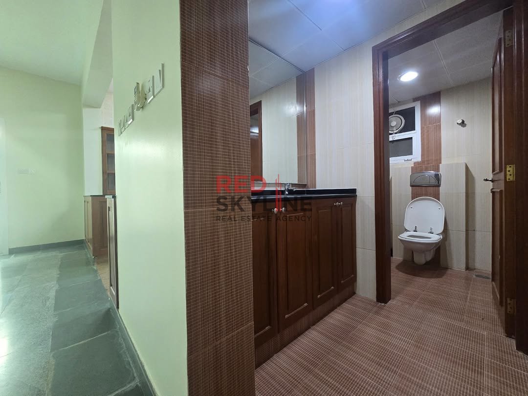 4 Bedroom Townhouse in Muscat - Photo 9