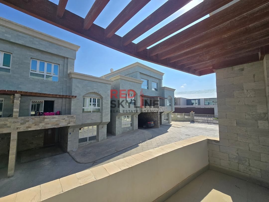 4 Bedroom Townhouse in Muscat - Photo 11