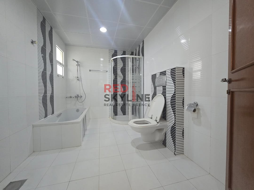 4 Bedroom Townhouse in Muscat - Photo 12