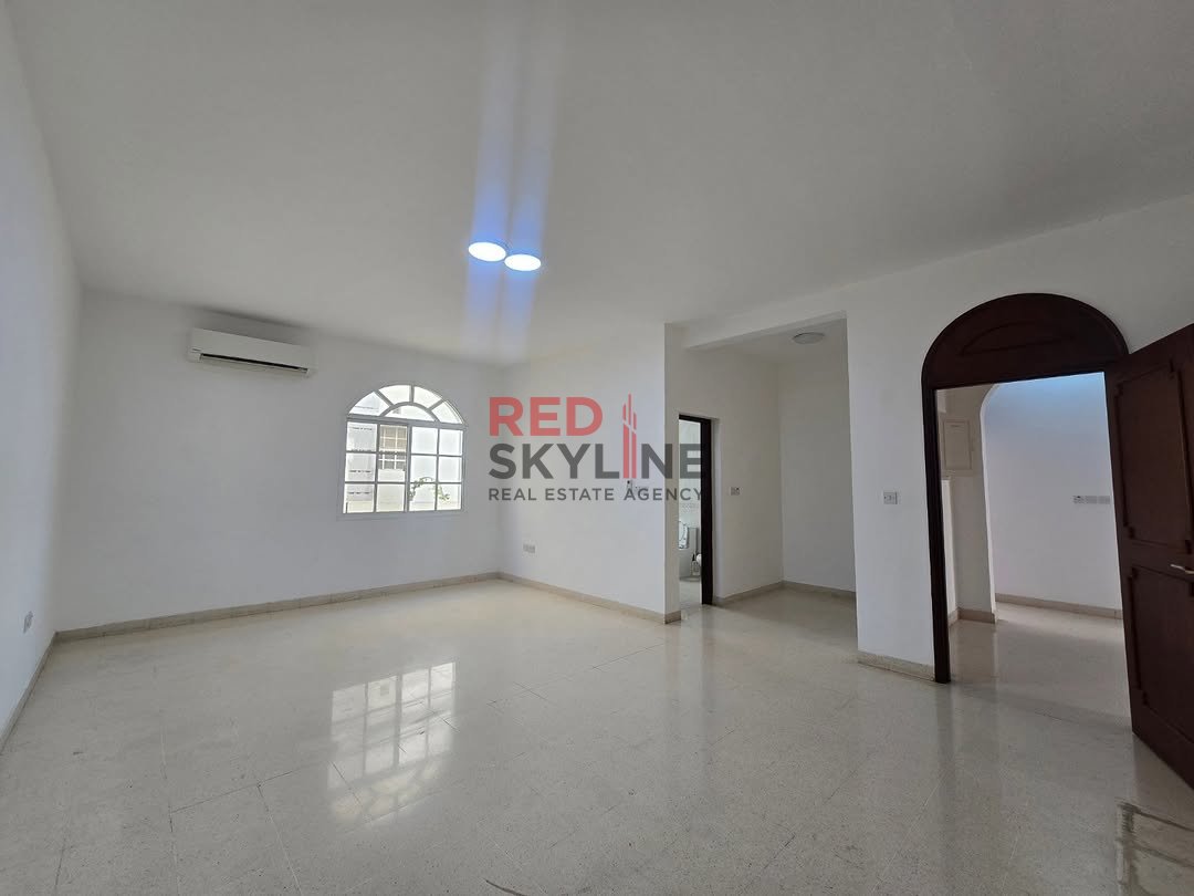 5 Bedroom Villa in Al Khuwair - Photo 11