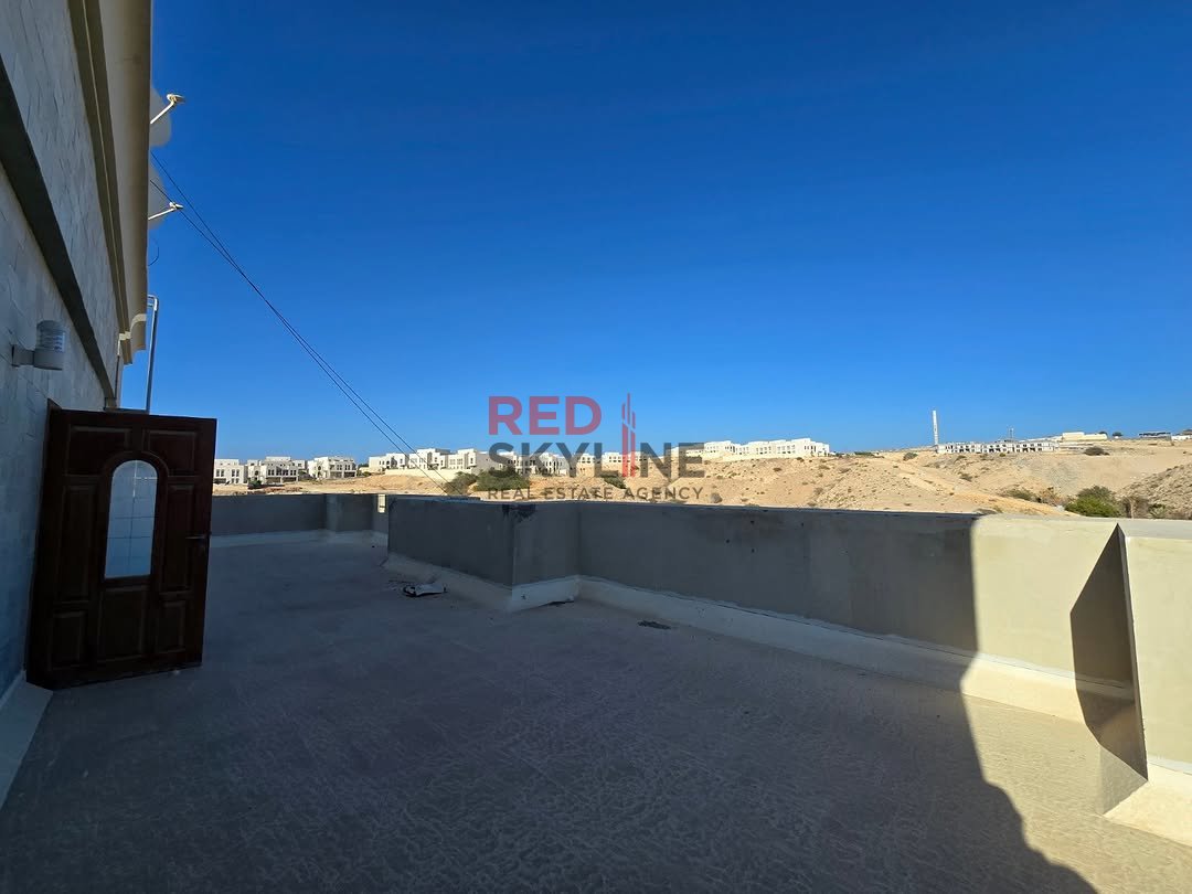 4 Bedroom Townhouse in Muscat - Photo 16